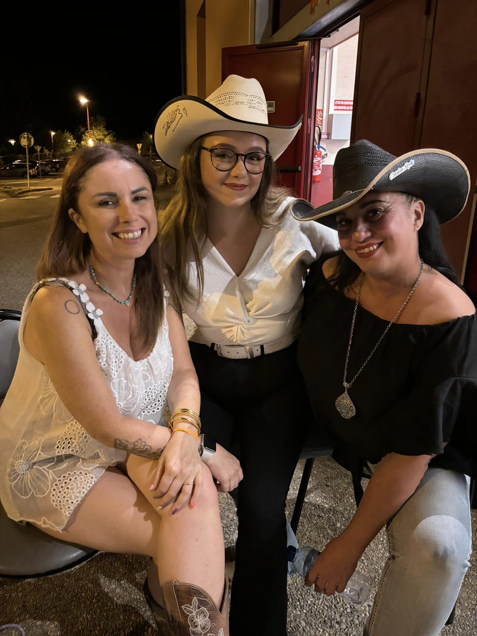 452051432 1489980814975922 3146084283310005783 n